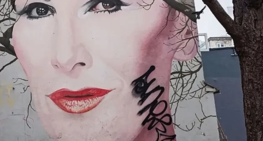 Zniszczyli mural Kory – fani nie mogą w to uwierzyć
