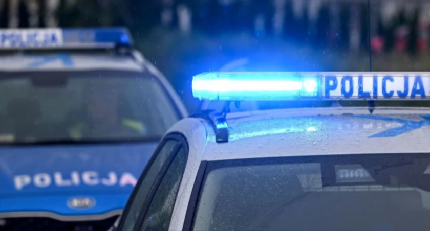 Bezbronny wśród setek ludzi. Wstrząsające pobicie w klubie