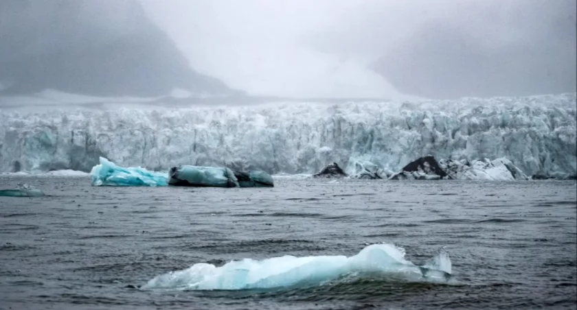 +4°C w Arktyce i zero śniegu. Polska wyprawa nie dotarła na Spitsbergen