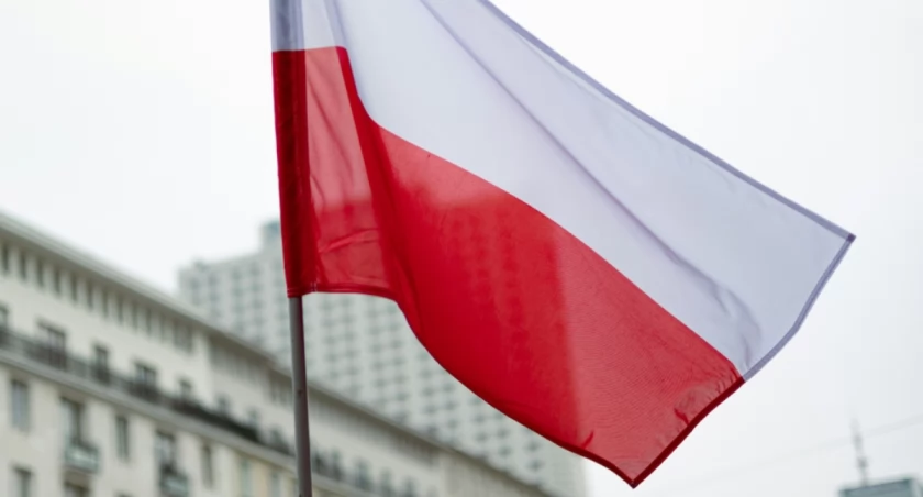Darmowe flagi w Warszawie – kto pierwszy, ten lepszy
