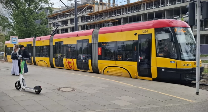 Tramwaje znikają, ulice zamknięte – Warszawa w remoncie