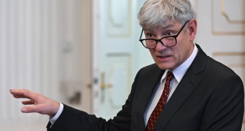 Ile kosztowało techno pod pałacem? Dyrektor Wilanowa zabrał głos po burzy