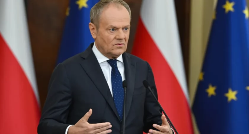 Tusk znów wyprowadzi ludzi na ulice. Padła data marszu w stolicy