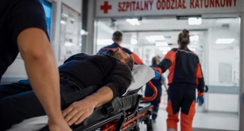 Nocna prohibicja nie zatrzymała dramatu. „Ci pacjenci nadal trafiają do nas codziennie”