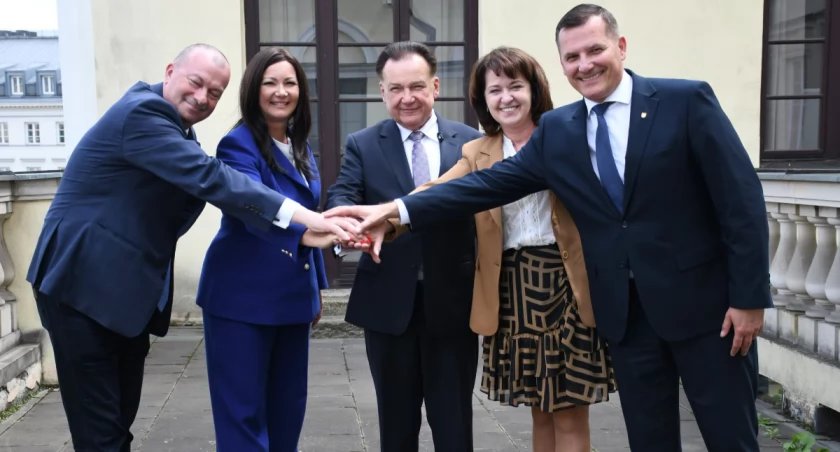 Miliardy na lepsze życie mieszkańców. Mazowsze z absolutorium