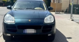 Pijany uciekał Porsche, wioząc dwójkę dzieci