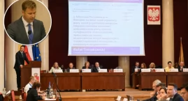 Burza w warszawskim ratuszu. Radni demonstracyjnie o&hellip;