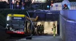 Sześć osób poszkodowanych w wypadku z udziałem autob&hellip;