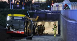 Po dramatycznym wypadku autobusu MZA przerywa spekul&hellip;