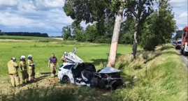 Tragiczny finał wyprzedzania. Nie żyje 35-letni pasażer
