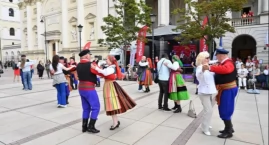 Starówkę opanował folklor. Tak mieszkańcy odkrywali &hellip;