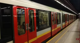 Plecak na torach metra sparaliżował ruch. Policja za&hellip;