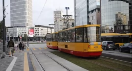 Warszawskie tramwaje stanęły. Poważna awaria na Rond&hellip;