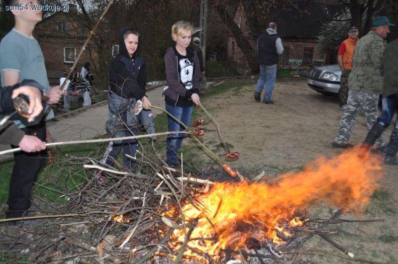 Sprzątanie brzegów Wisły w Wyszogrodzie 21 kwietnia - relacja