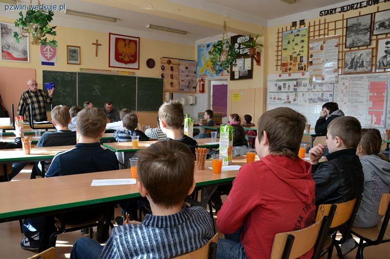I warsztaty wędkarskie dla dzieci i młodzieży koła Lin