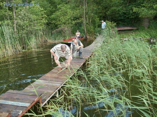 Pomost wędkarski wyremontowany.