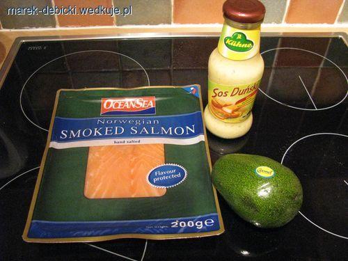 Przystawka z łososia wędzonego z avocado