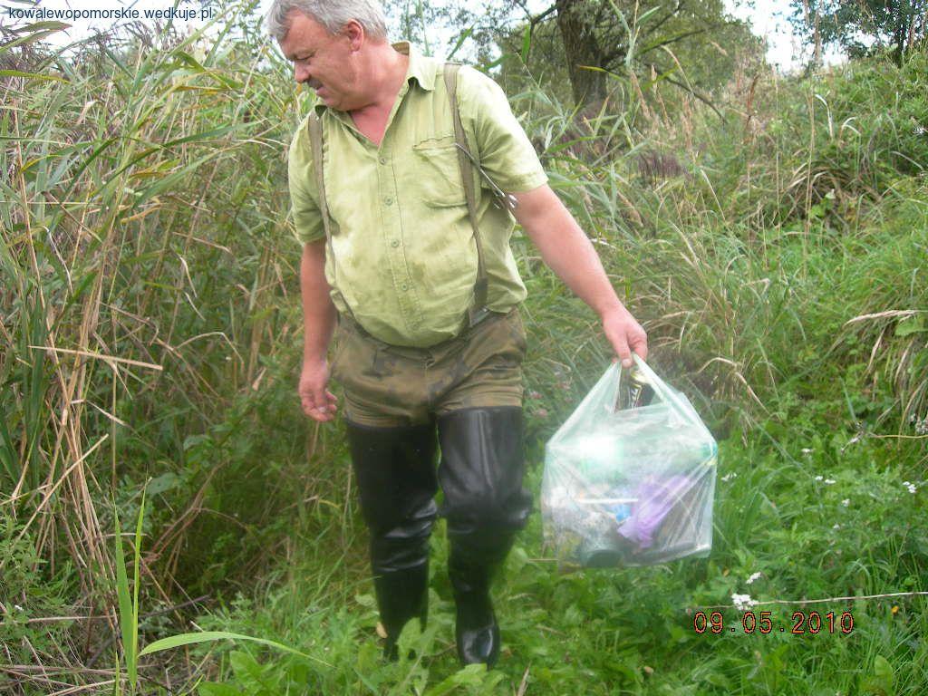 Czystość Jeziora Gajewo w rękach wędkarzy