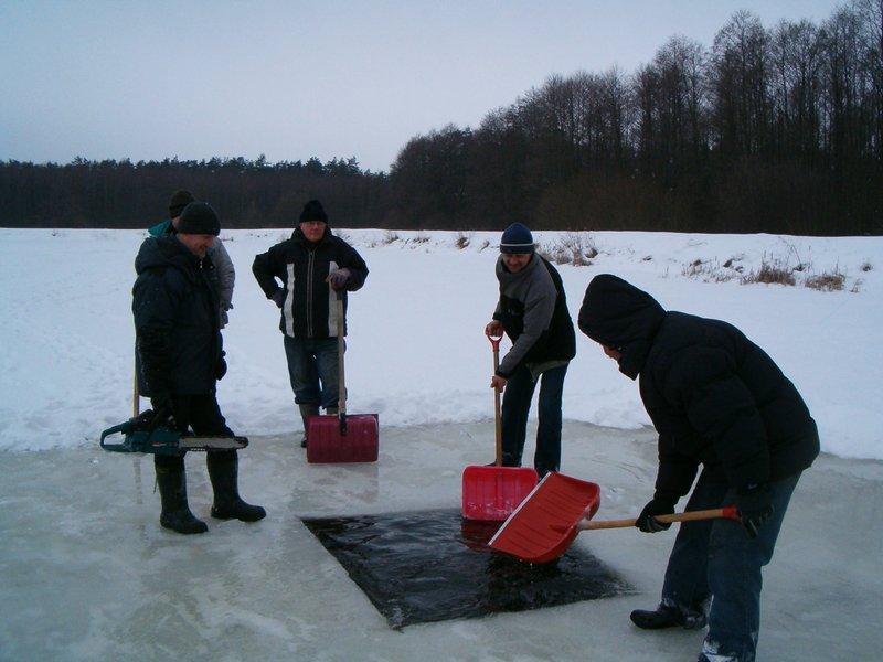 Zabezpieczenie zbiornika przed przyduchą - dzień pierwszy