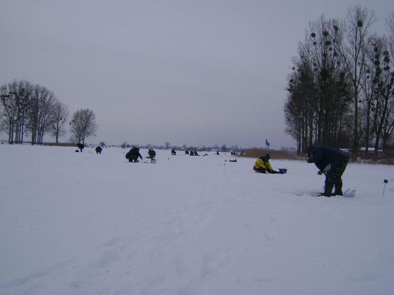 Podlodowe Mistrzostwa Koła Wędkarskiego - Pilawa 2010