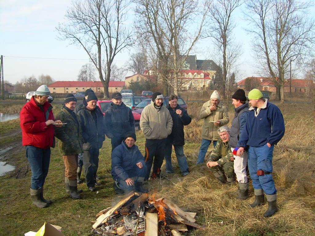 Podlodowe ostatki w Lutomiersku-2009.