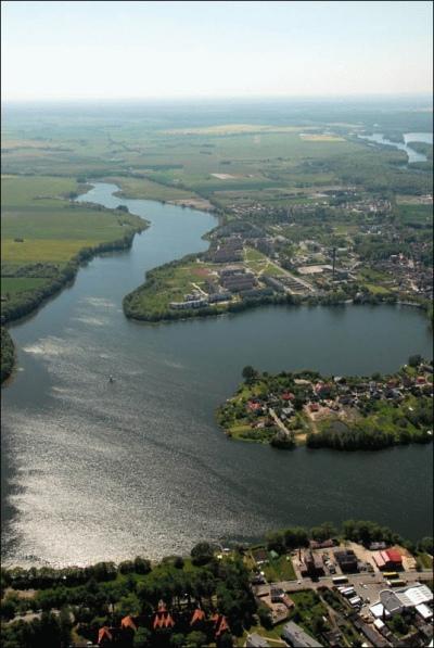 Rzeka Dobrzyca -okolice Ostrowca.