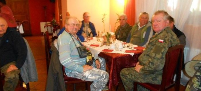Przyjacielskie spławikowanie 11.10.2015 Podgórki Tynieckie