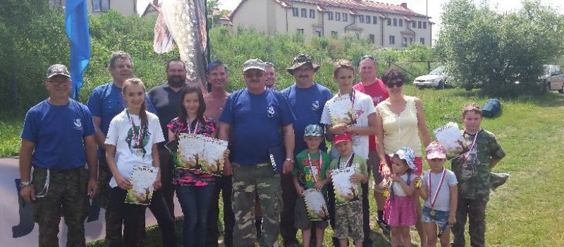 Zawody wędkarkie z okazji Dnia Dziecka koło Wiórek