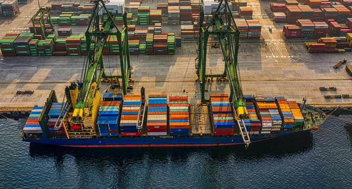 UE szykuje zwrot wobec Chin. Polska alarmuje: zagrożone są całe branże