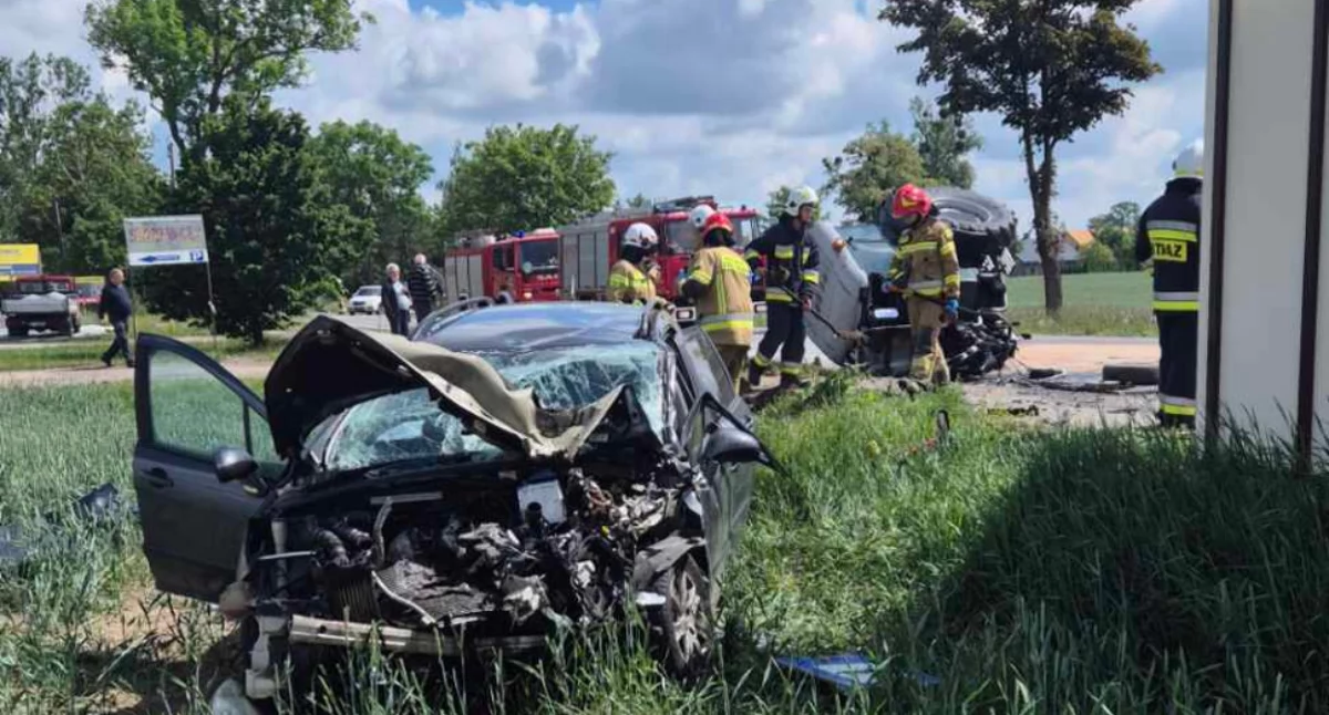 Pijany traktorzysta spowodował wypadek na drodze wojewódzkiej