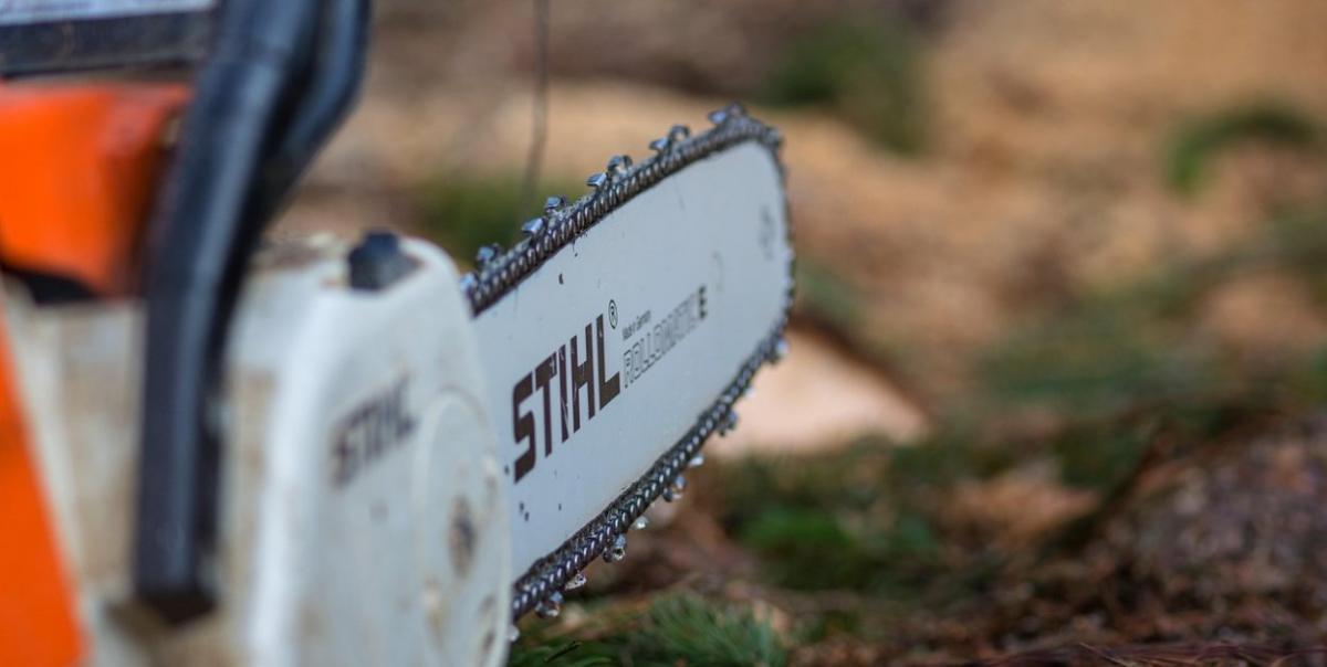 Pilarki STIHL do pracy z drewnem w ogrodzie i poza nim