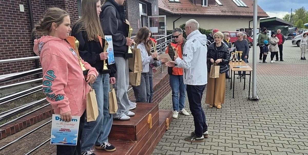 Puchar PMOS Pisz dla MKŻ Mikołajki