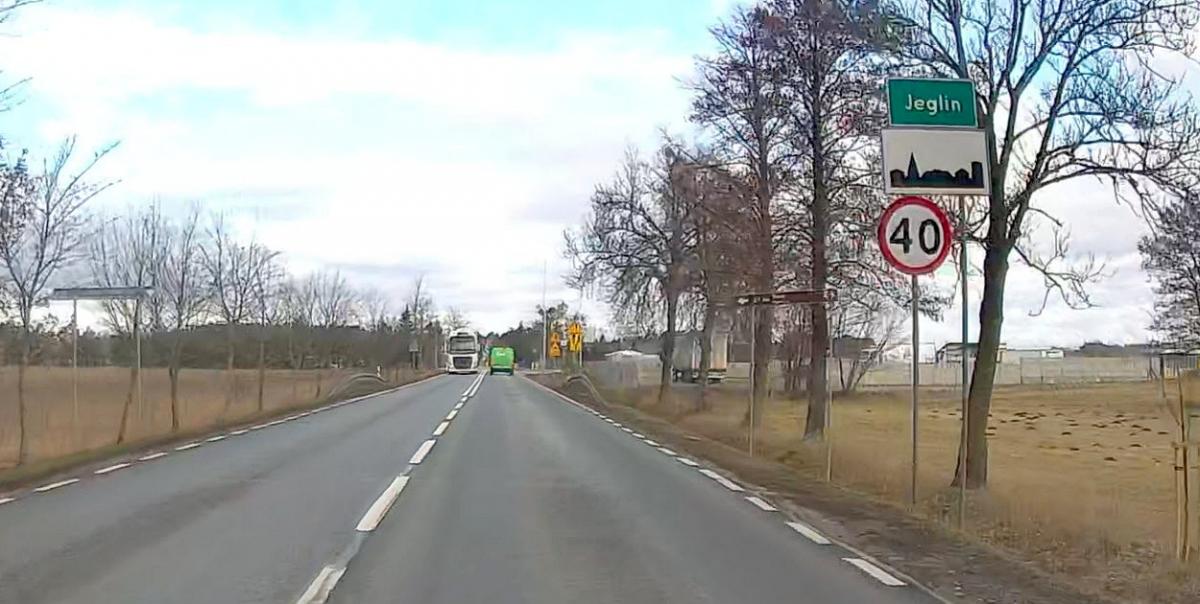 Kolejna osoba straciła prawo jazdy w Jeglinie.