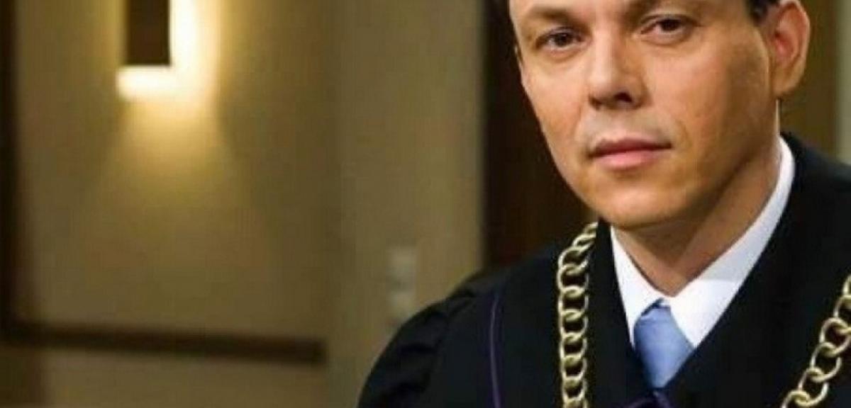 Popularny sędzia Artur Lipiński przyjedzie do Pisza