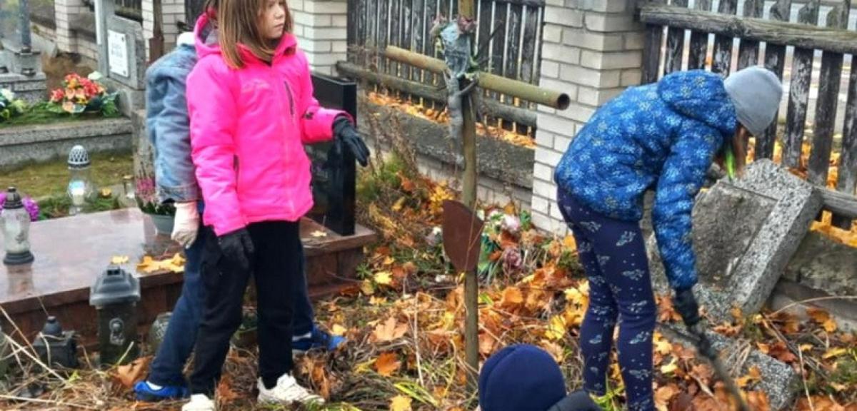  Piska nekropolia posprzątana. Uczniowie pamiętali o nadchodzącym…