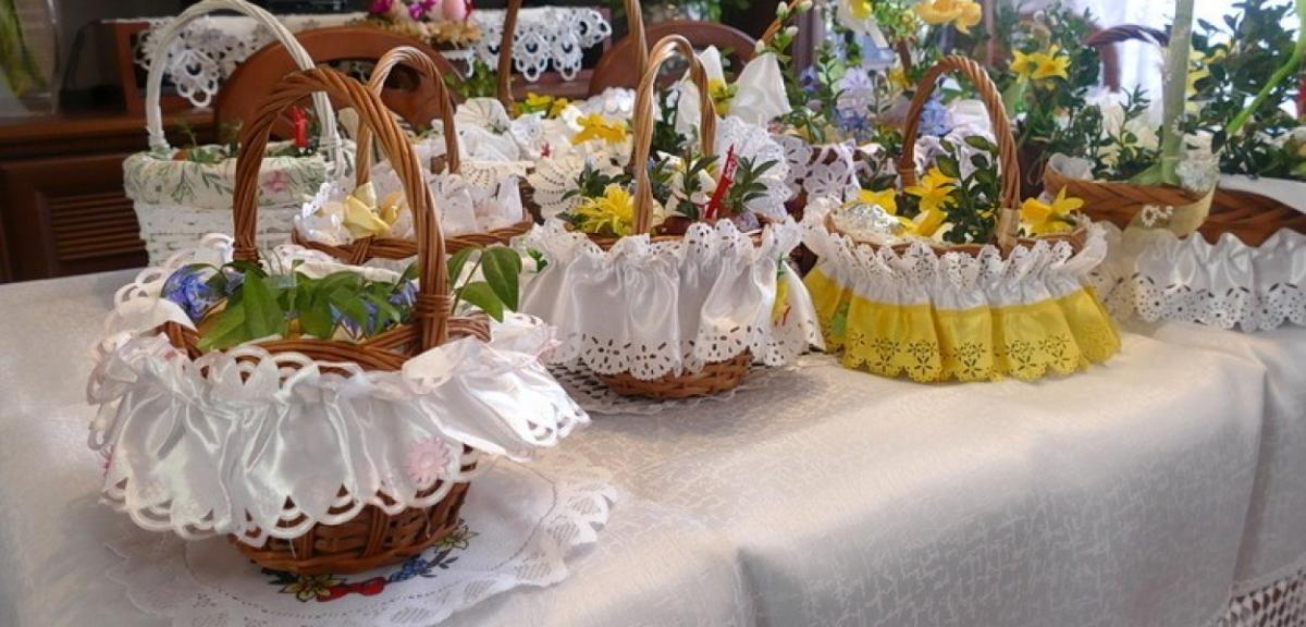 Wielka Sobota - poświęcenie ognia, wody i pokarmów
