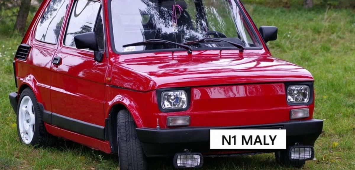 84 pojazdy w powiecie z indywidualną tablicą rejestracyjną