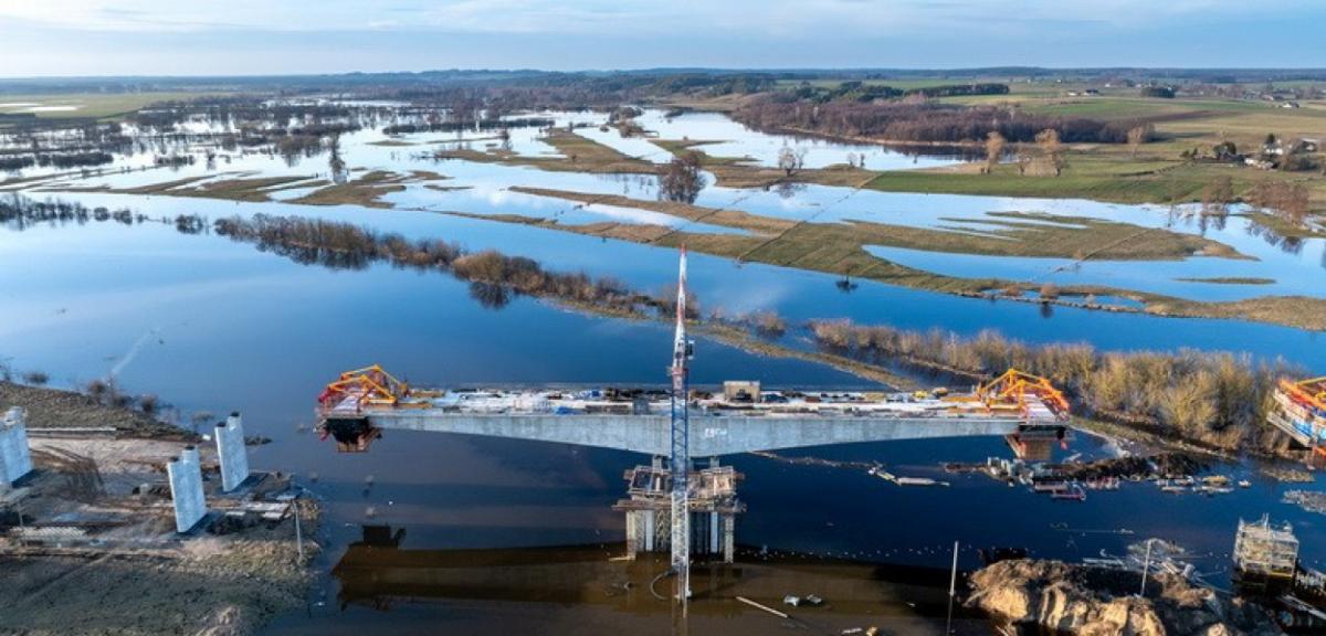 Oto dlaczego most na Narwi ma ponad kilometr długości