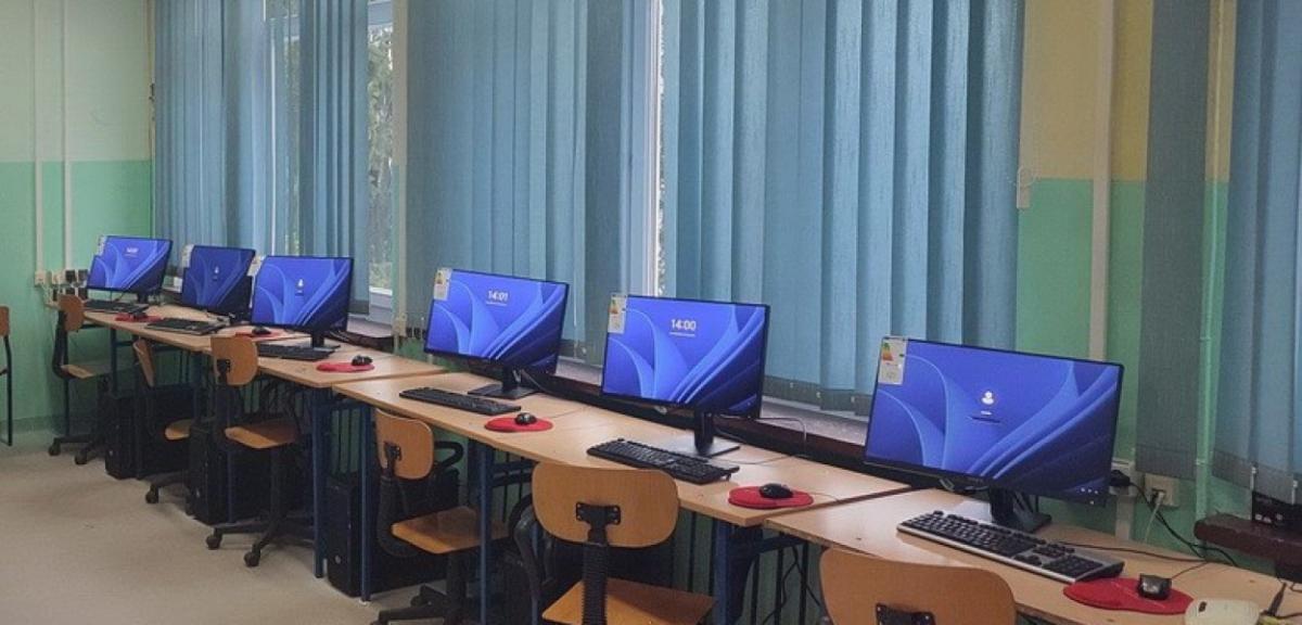 Standard wyposażenia szkół zawodowych powiatu piskiego rośnie