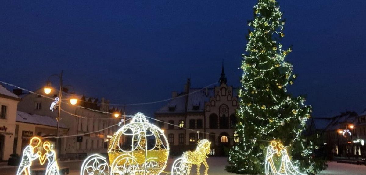 Rozświetlony świątecznym blaskiem