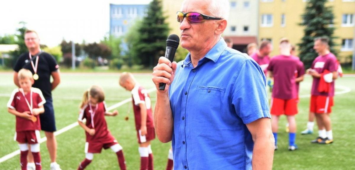 Piłkarski prezent na jubileusz trenera Jana Pupka 