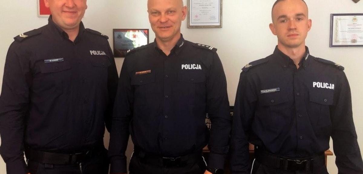  Wyróżnienie dla policjantów za uratowanie życia nieprzytomnemu…