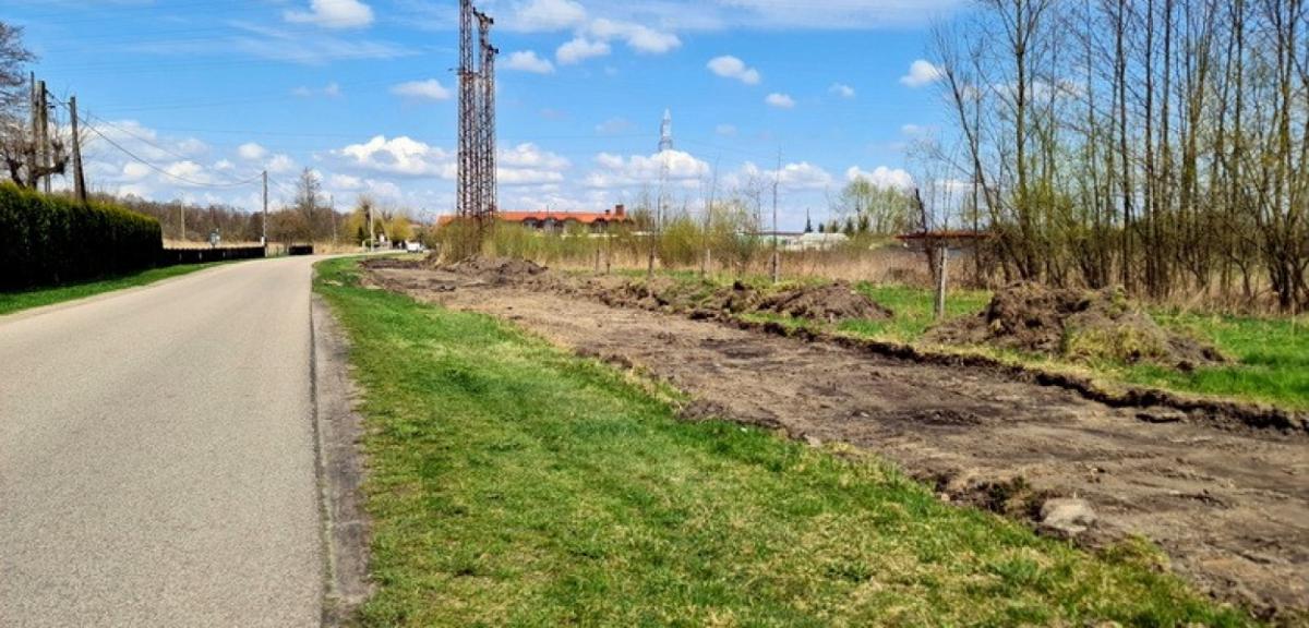 Rozpoczęła się budowa ścieżki rowerowej w kierunku plaży
