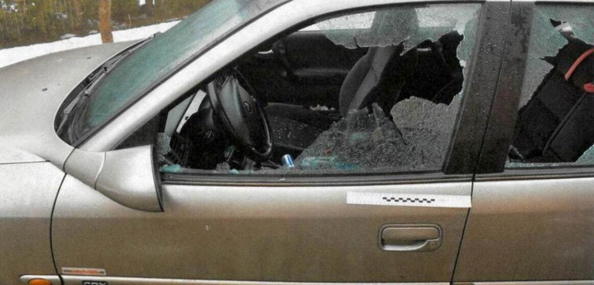 Na złość koledze zniszczył mu auto