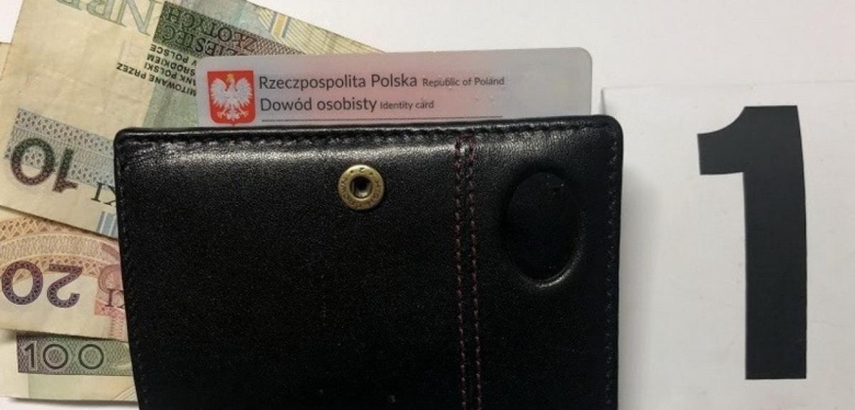 Zgubiony portfel trafił do właścicielki