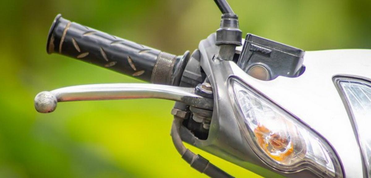 Nieletni motorowerzyści bez uprawnień zatrzymani w Zdorach