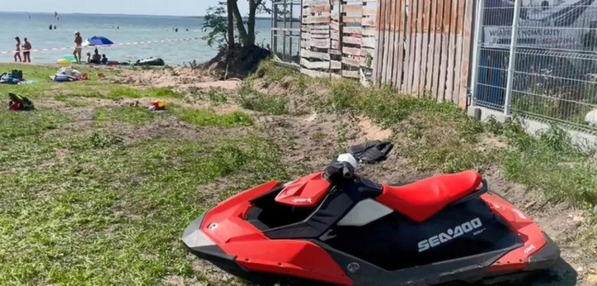 Nowe Guty: Rozpędzony skuter wodny uderzył w plażowiczów
