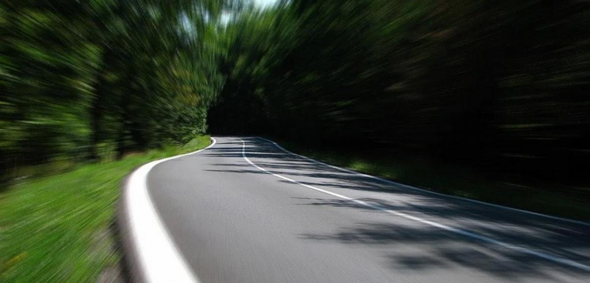 107 km/h przy ograniczeniu do 50! Podsumowanie weekendu na drodze
