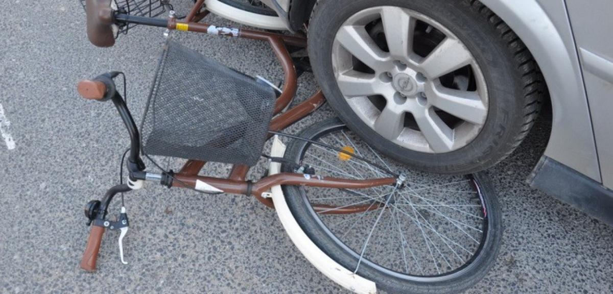 Drygały: Na skrzyżowaniu kierowca potrącił 79-letnią rowerzystkę