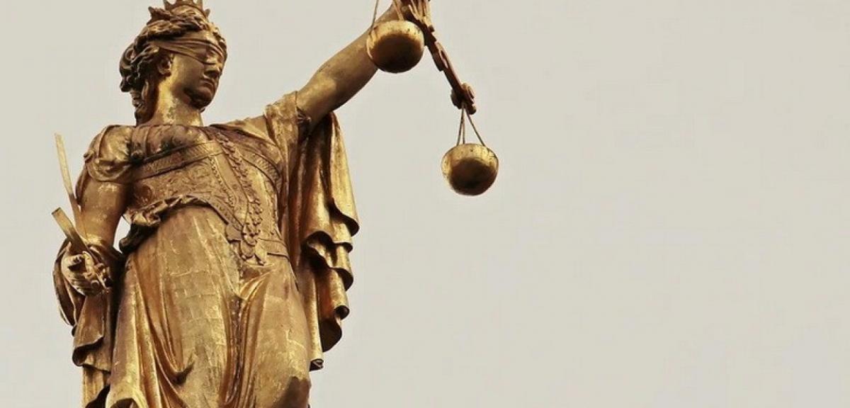 5 lat więzienia dla policjanta z Rucianego-Nidy, który napadł na bank